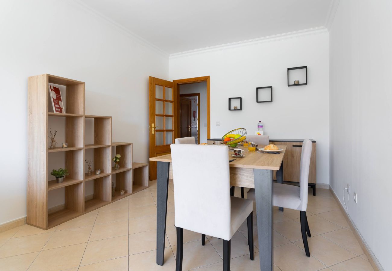Apartamento em Armação de Pêra - #118 2BR Apartment | Beach Nearby