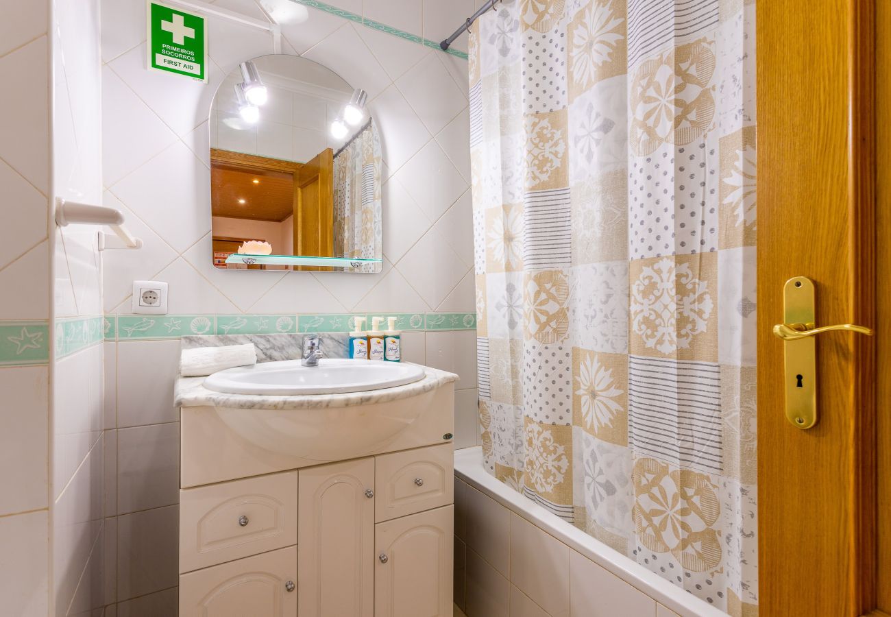 Apartamento em Armação de Pêra - #118 2BR Apartment | Beach Nearby