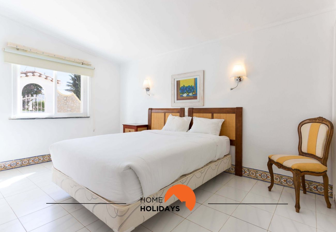 Quarto cama de casal