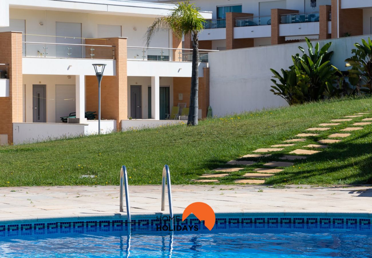 Casa em Albufeira - #154 2BR Villa | Pool & Quiet Area