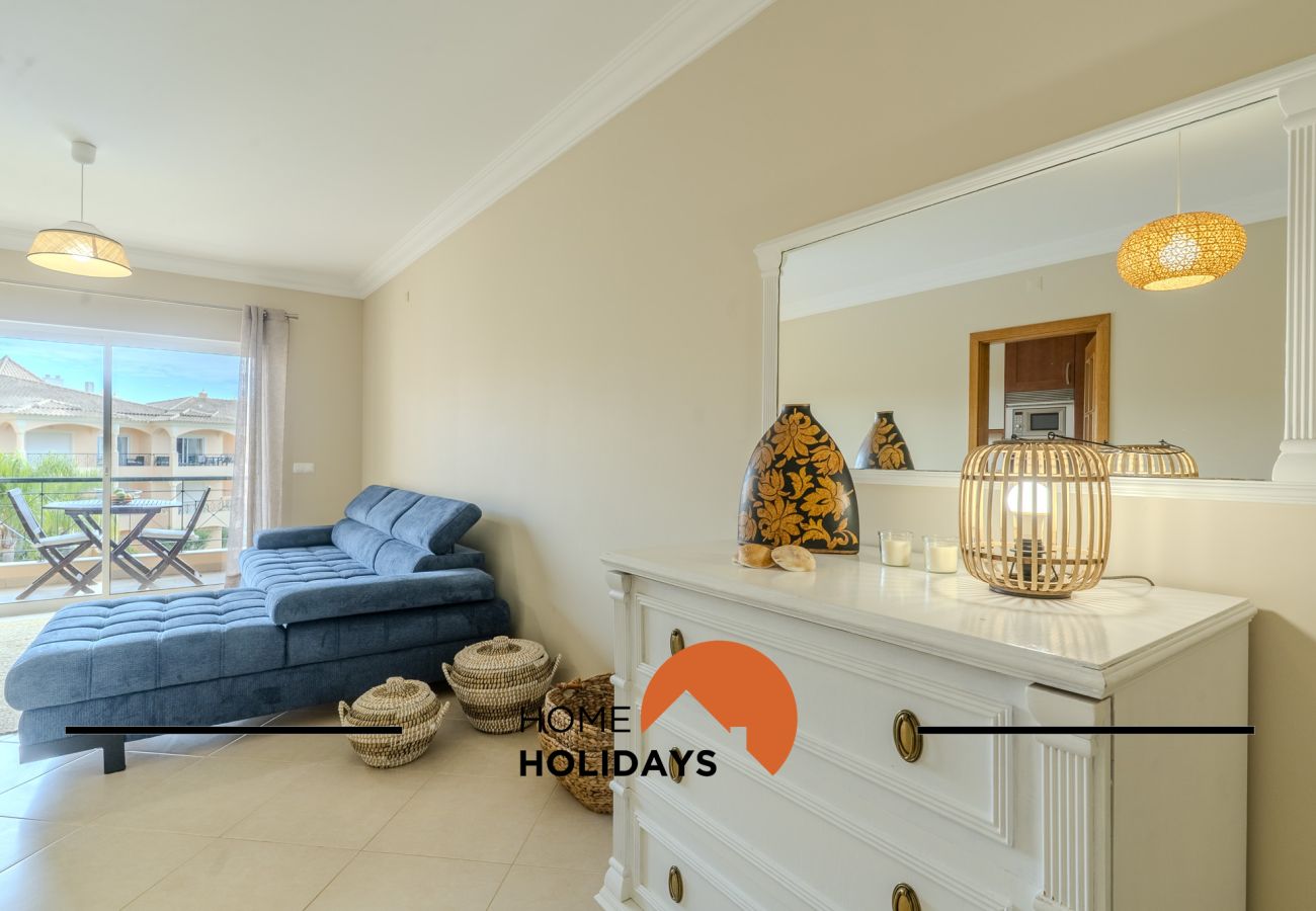 Apartamento em Vilamoura - #130 Praia Village | Pool & Prime Location