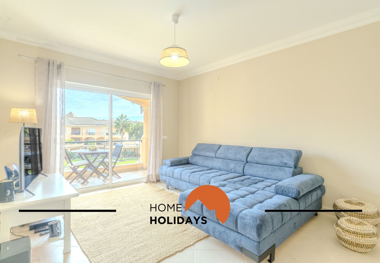 Apartamento em Vilamoura - #130 Praia Village | Pool & Prime Location