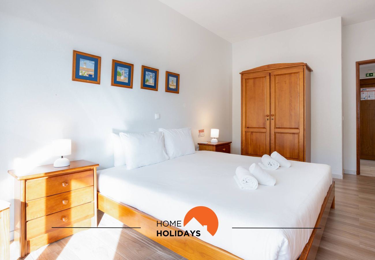Apartamento em Porches - #193 Luxury Ocean View | Pool & Terrace