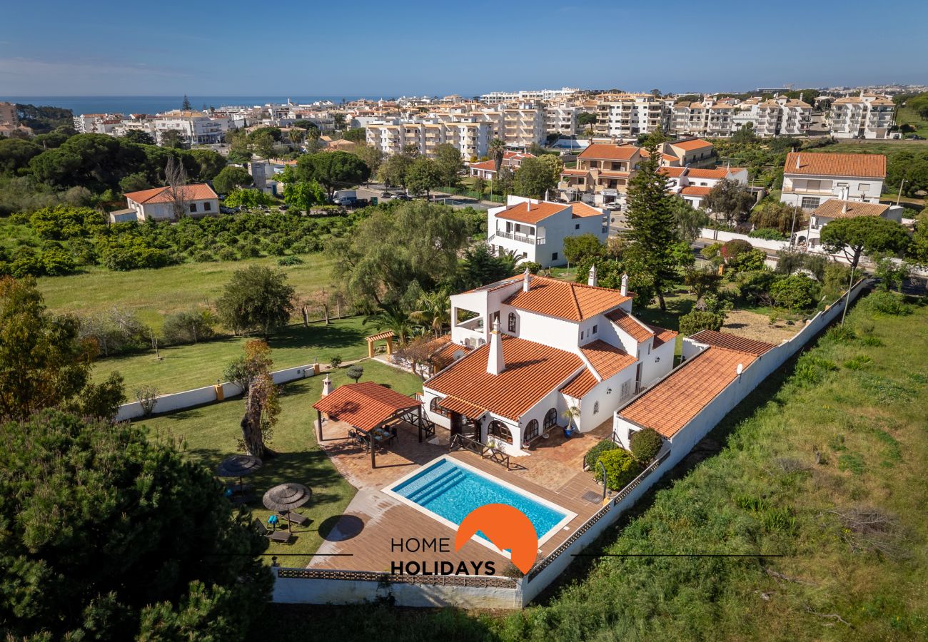 Villa em Albufeira - #213 Villa Roja | Cozy & Quiet