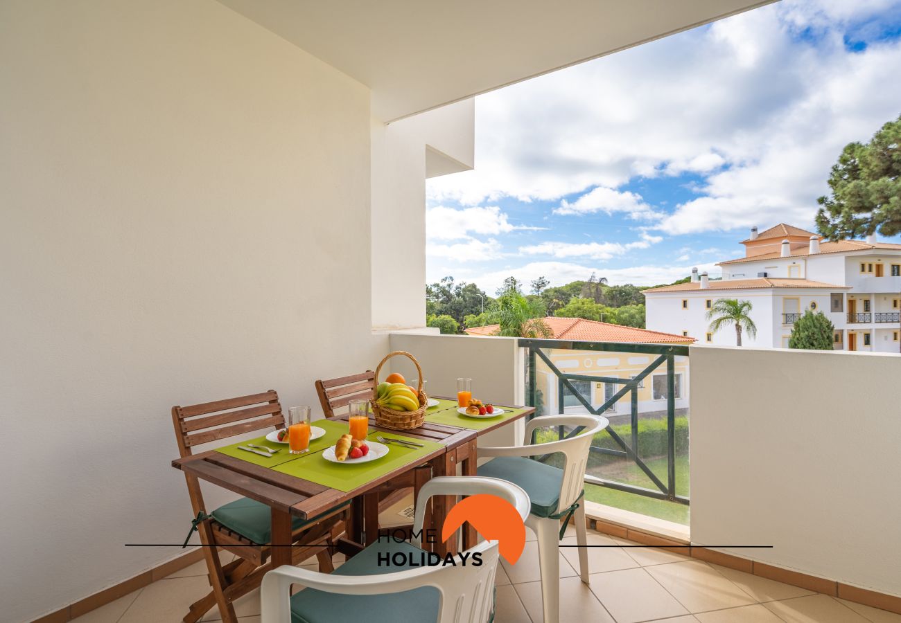Apartamento em Albufeira - #243 Santa Eulália Apartment | Pool & Beach