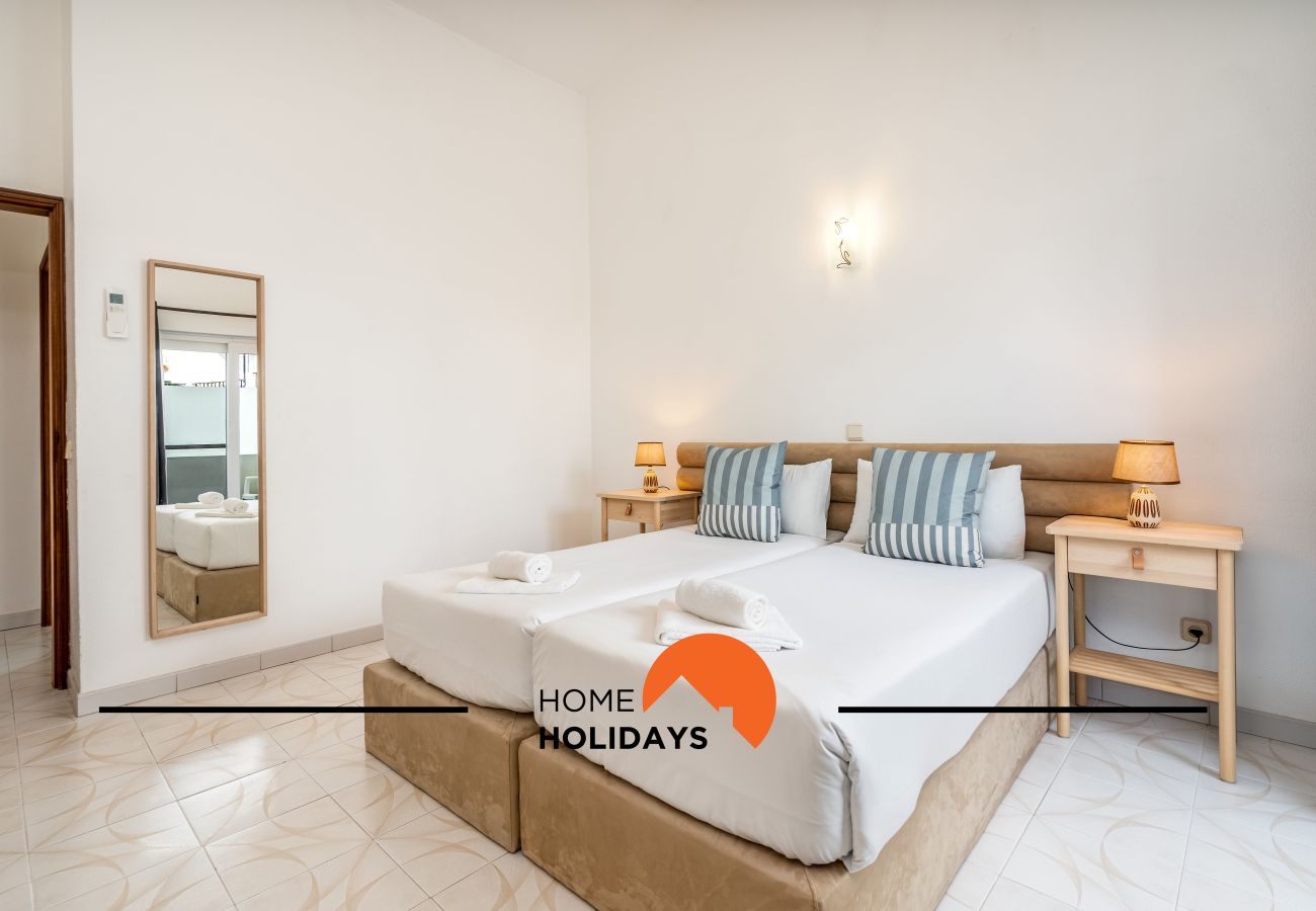 Villa em Albufeira - #245 Family Villa w/ Pool • 5 Min to Zoomarine