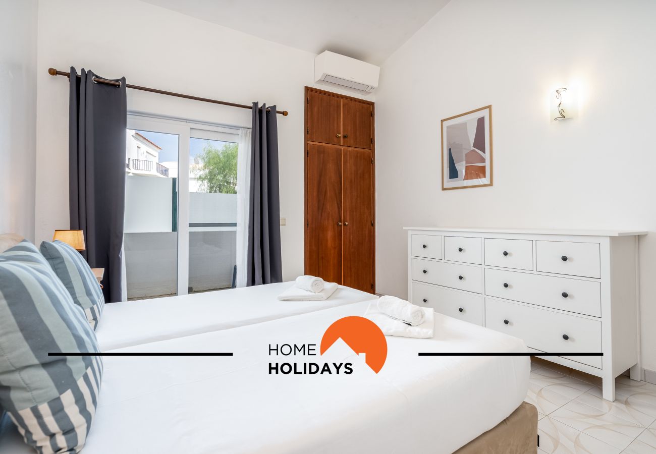 Villa em Albufeira - #245 Family Villa w/ Pool • 5 Min to Zoomarine