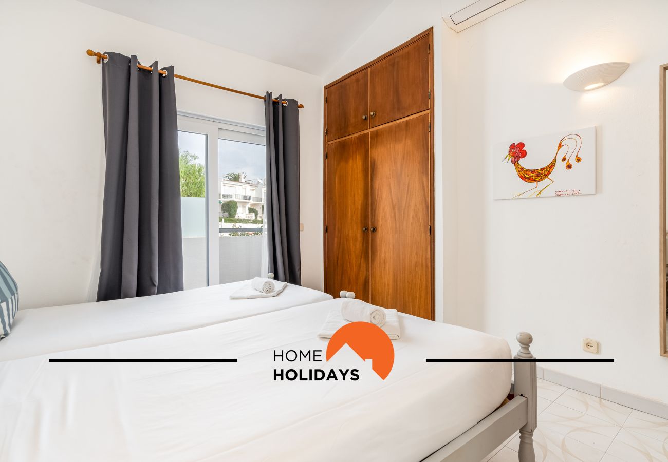 Villa em Albufeira - #245 Family Villa w/ Pool • 5 Min to Zoomarine