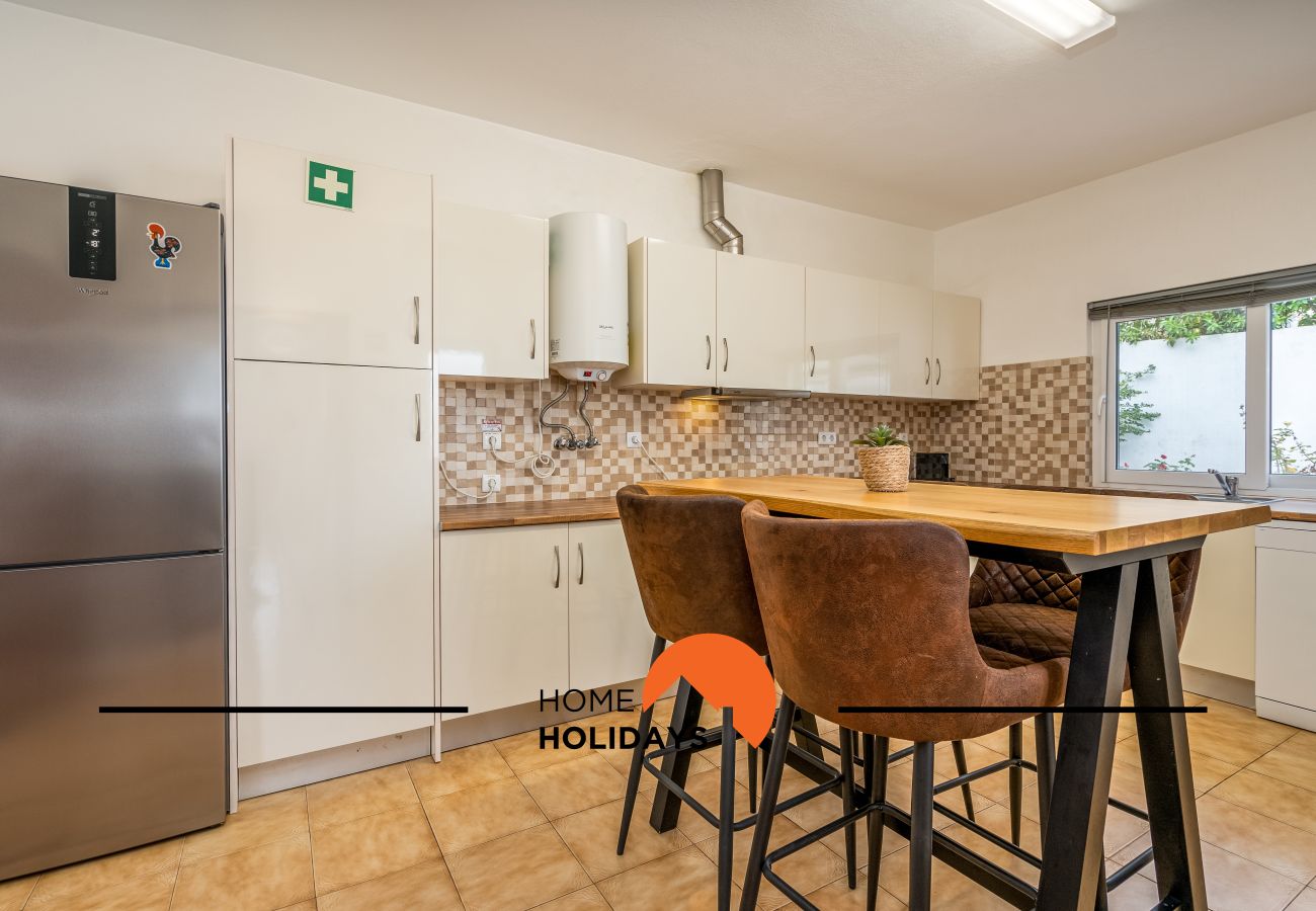 Villa em Albufeira - #245 Family Villa w/ Pool • 5 Min to Zoomarine