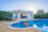 Villa em Albufeira - #239 3BR Villa w/ Pool | Family Stay