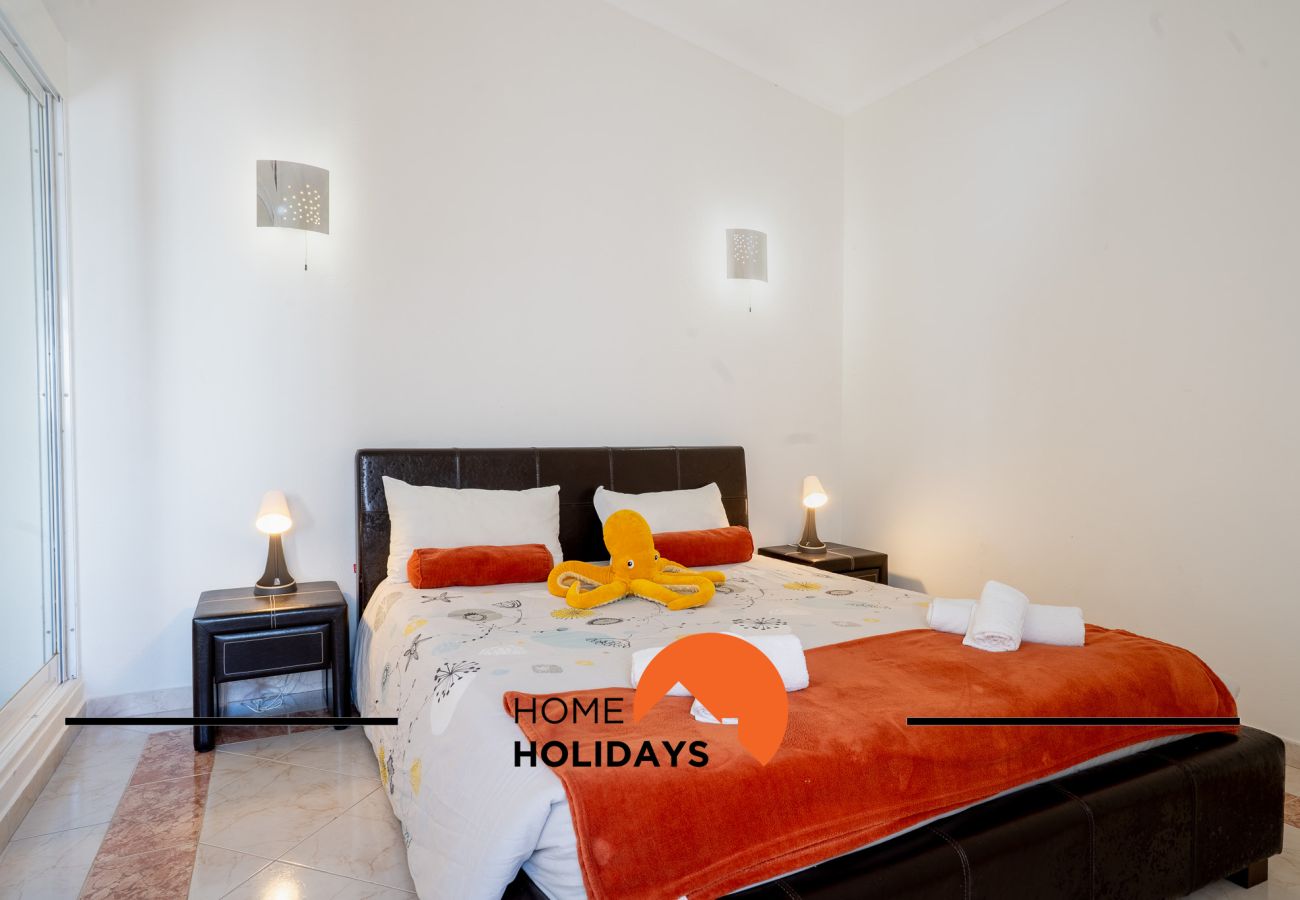 Villa em Albufeira - #248 Villa Loureira | Pool & Comfort