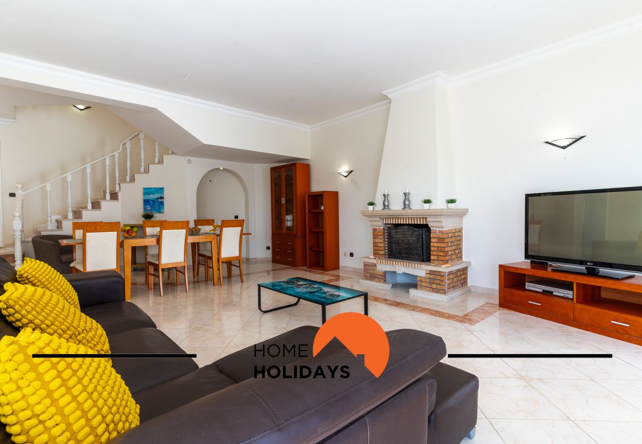 Villa em Albufeira - #248 Villa Loureira | Pool & Comfort