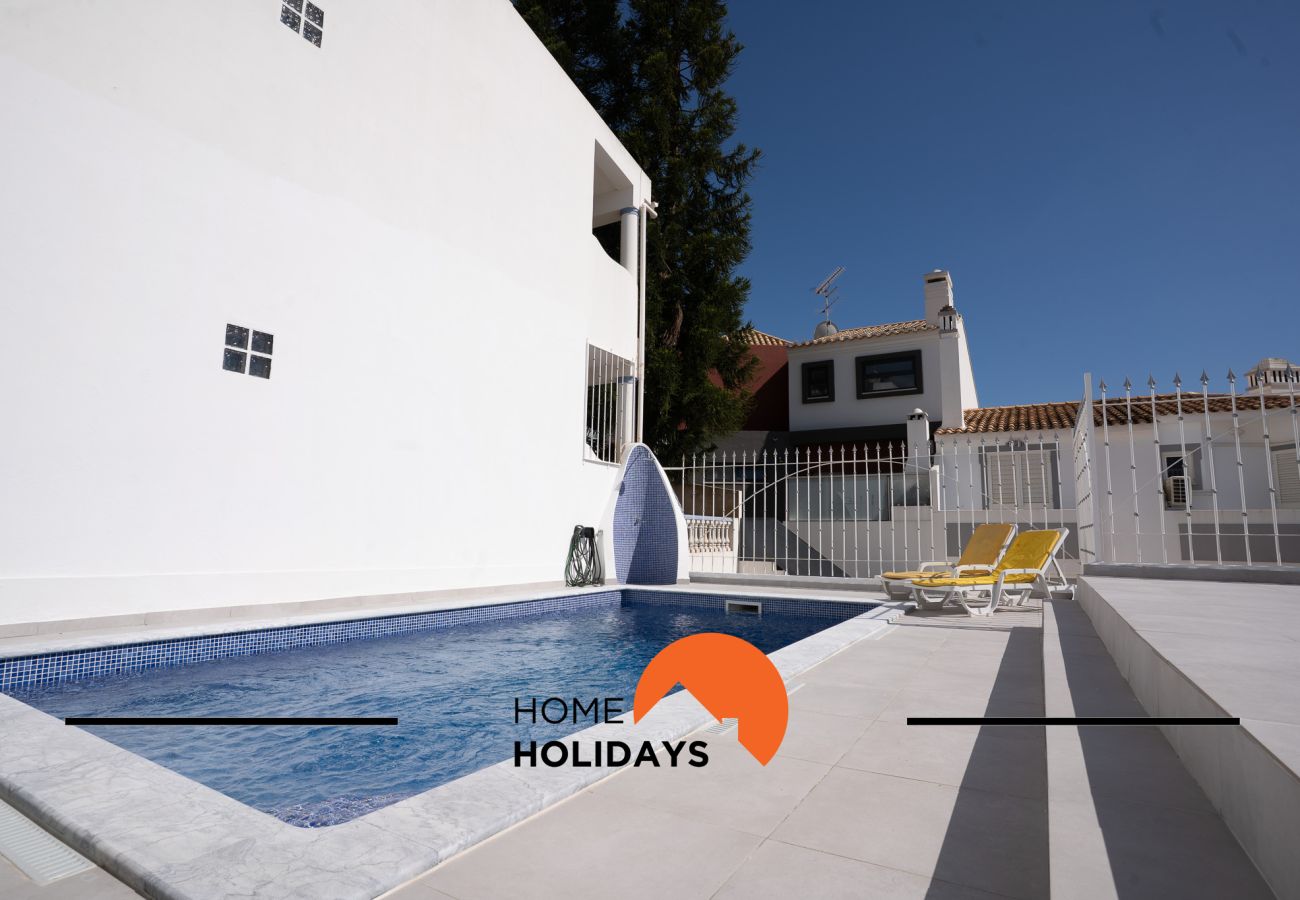 Villa em Albufeira - #248 Villa Loureira | Pool & Comfort
