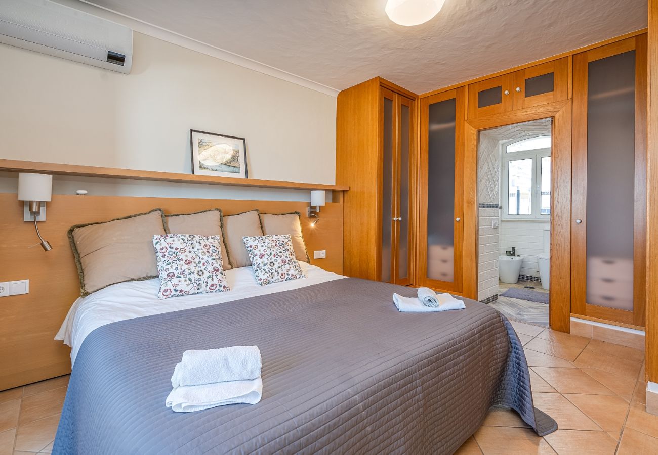 Villa em Albufeira - #291 Ocean View Villa | Family & Pool 