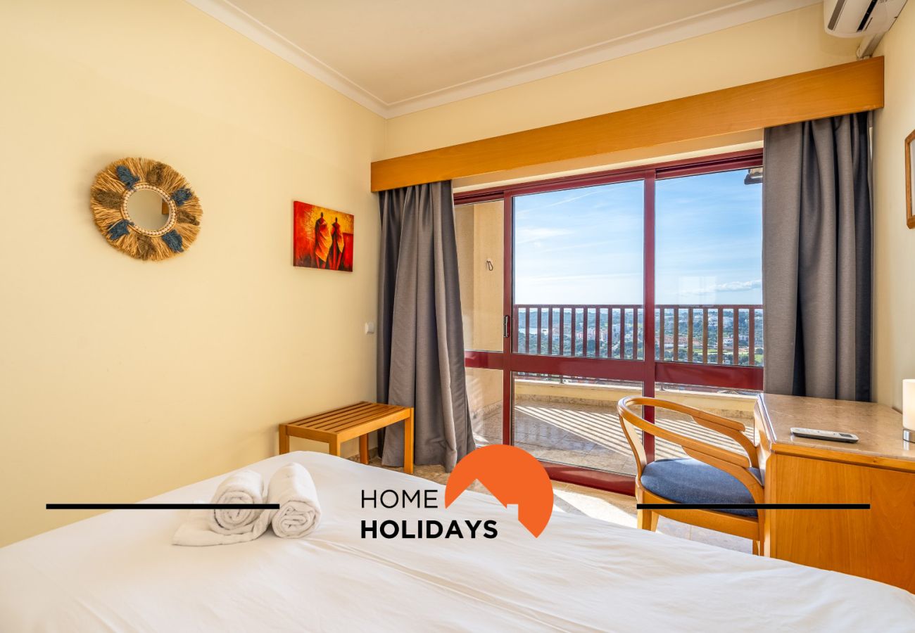 Apartamento em Portimão - #256 Spectacular Ocean View | Pool & Terrace