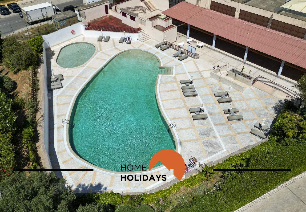 Apartamento em Portimão - #256 Spectacular Ocean View | Pool & Terrace