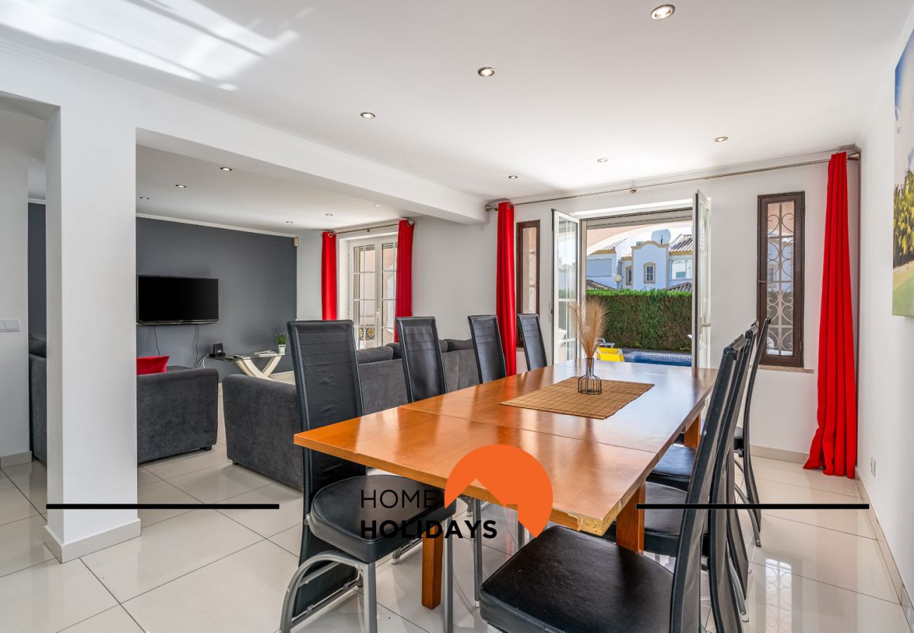Villa em Albufeira - #288 8BR Villa | Pool & Garden