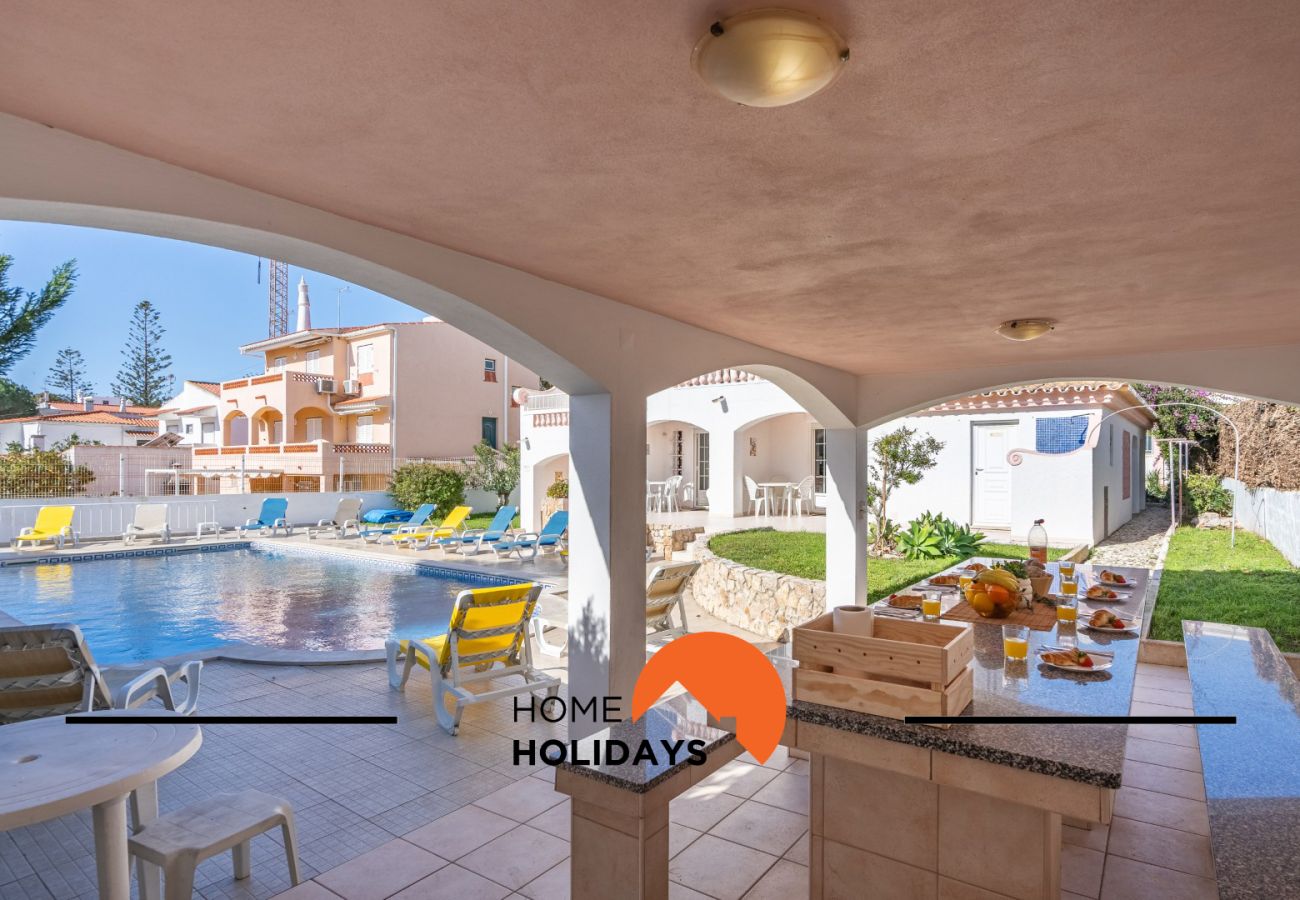 Villa em Albufeira - #288 8BR Villa | Pool & Garden