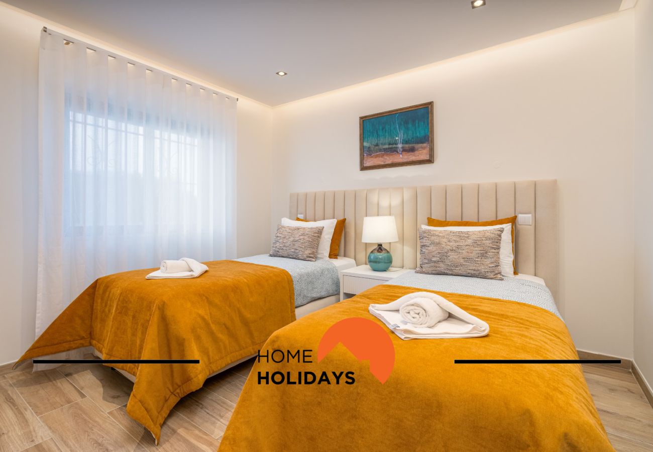 Apartamento em Albufeira - #249 Luxury Beach Lodge | Oceanfront