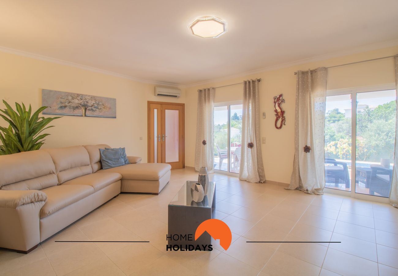 Casa em Albufeira - #297 5BR Villa | Large Groups & Pool