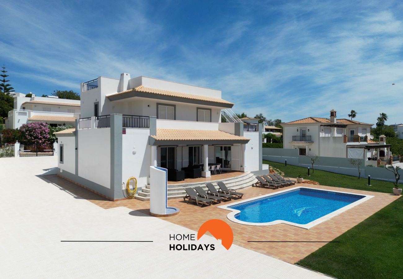 Casa em Albufeira - #297 5BR Villa | Large Groups & Pool