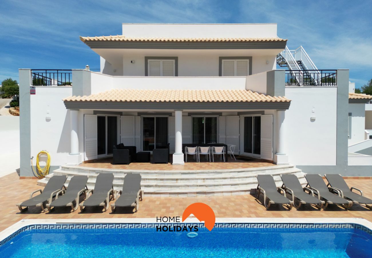 Casa em Albufeira - #297 5BR Villa | Large Groups & Pool