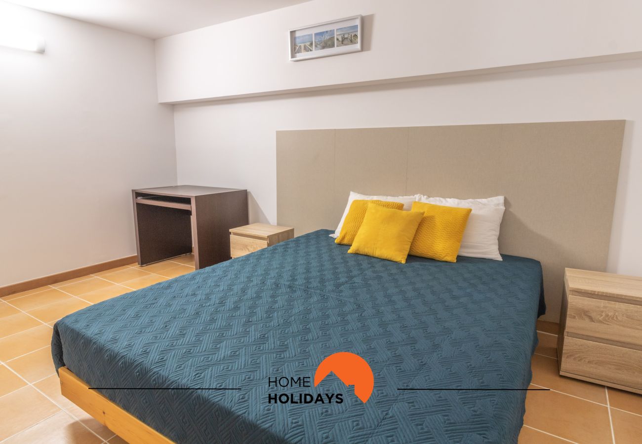 Casa em Albufeira - #297 5BR Villa | Large Groups & Pool