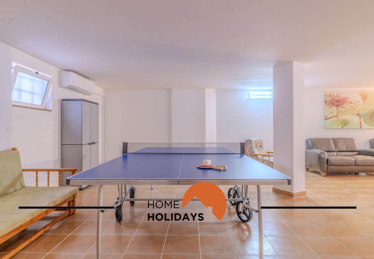 Casa em Albufeira - #297 5BR Villa | Large Groups & Pool