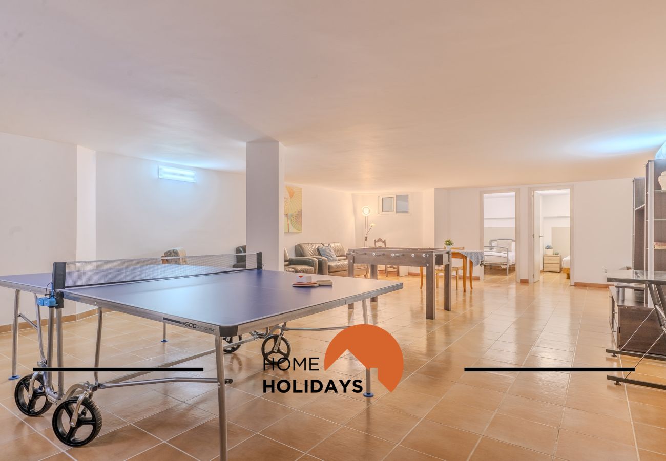 Casa em Albufeira - #297 5BR Villa | Large Groups & Pool
