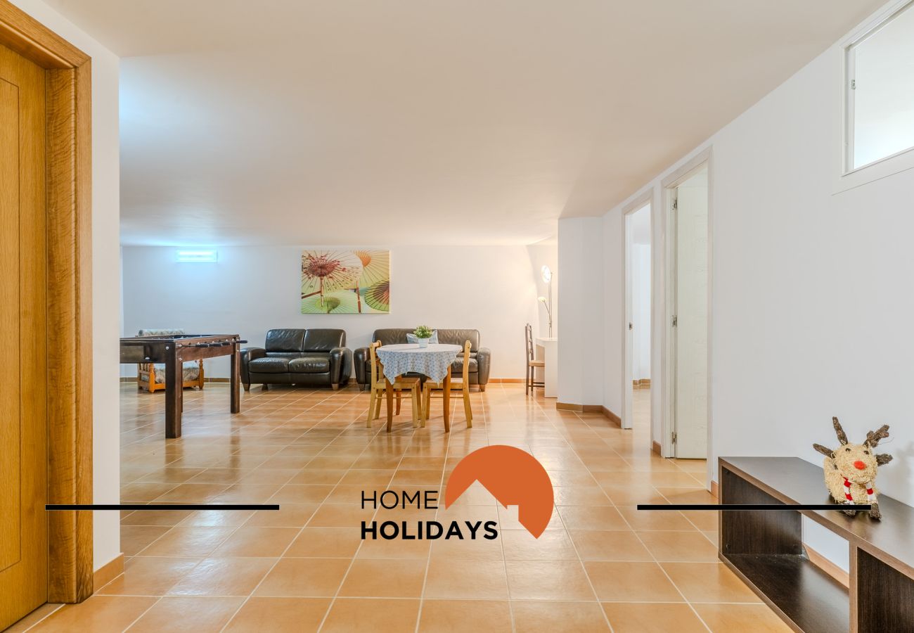 Casa em Albufeira - #297 5BR Villa | Large Groups & Pool