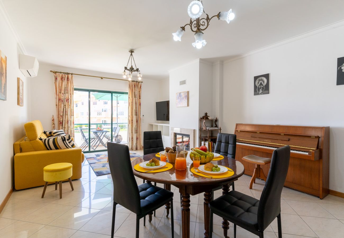 Apartamento em Albufeira - #310 Family Apartment | Pool & Beach Nearby