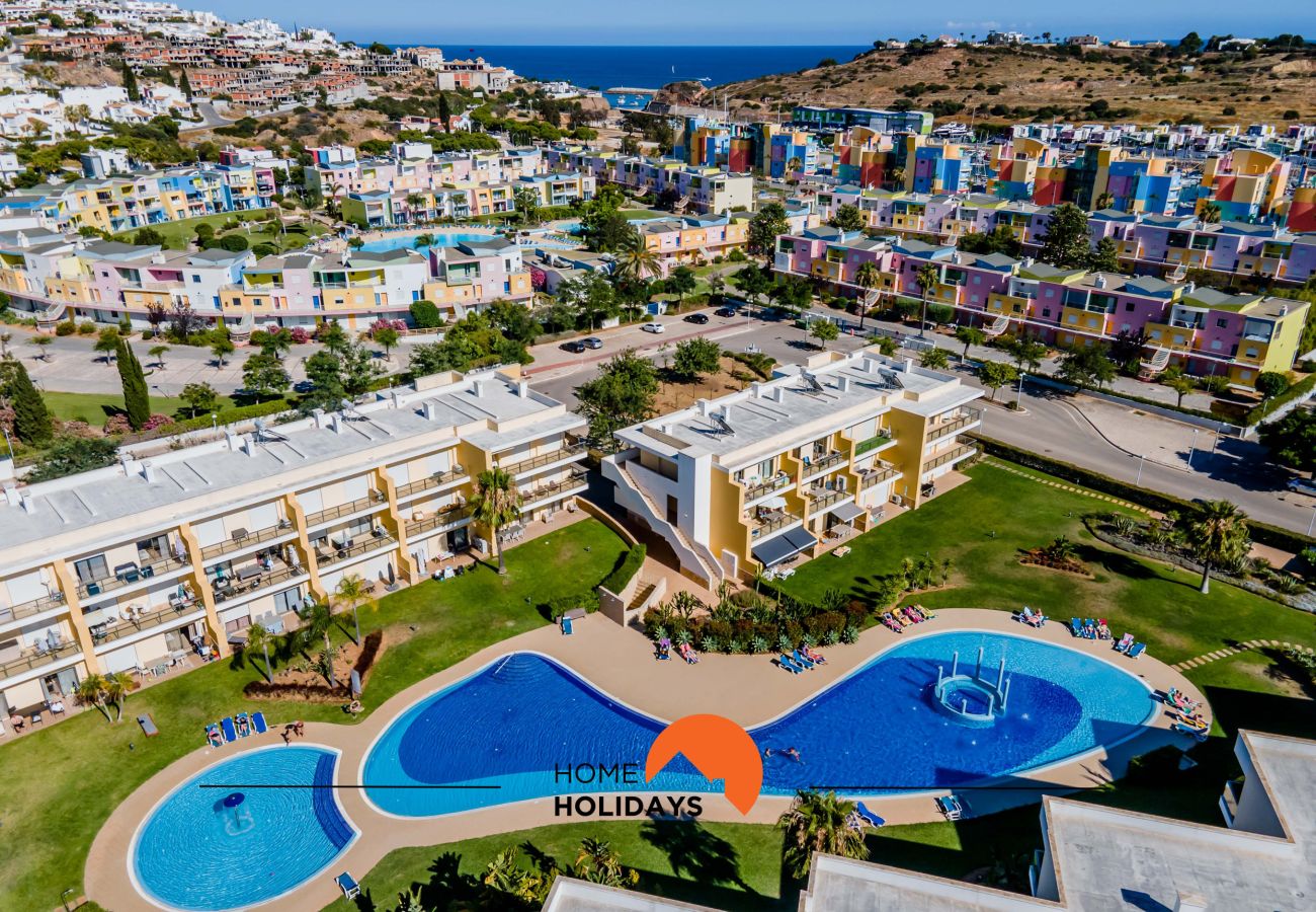 Apartamento em Albufeira - #323 Marina Apartment | Pool & Views