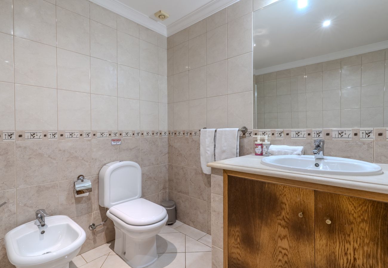 Villa em Albufeira - #343 Villa w/ Pool & Jacuzzi | Luxury Stay