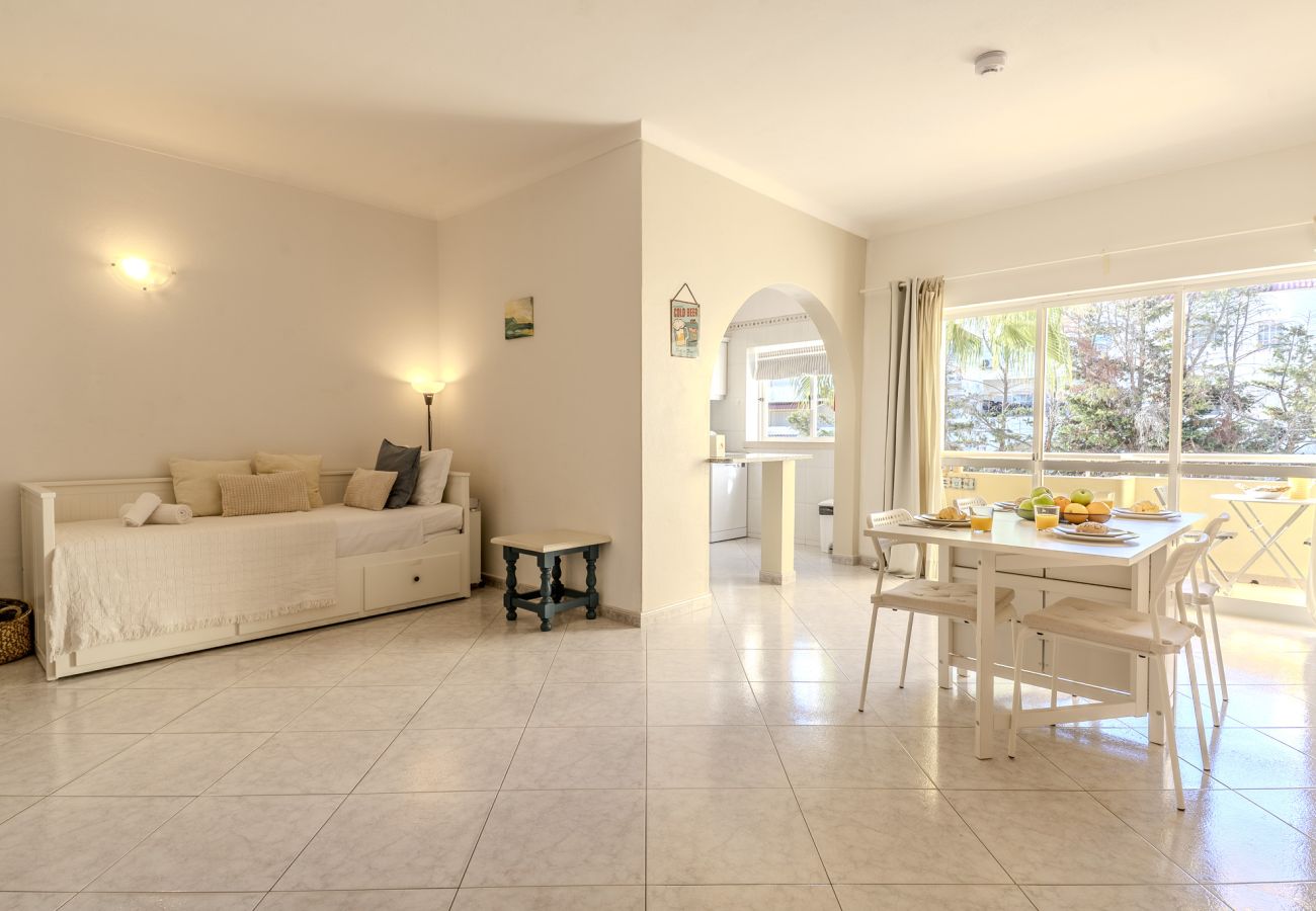 Apartamento em Albufeira - #344 Marina Sol | Pool & Views
