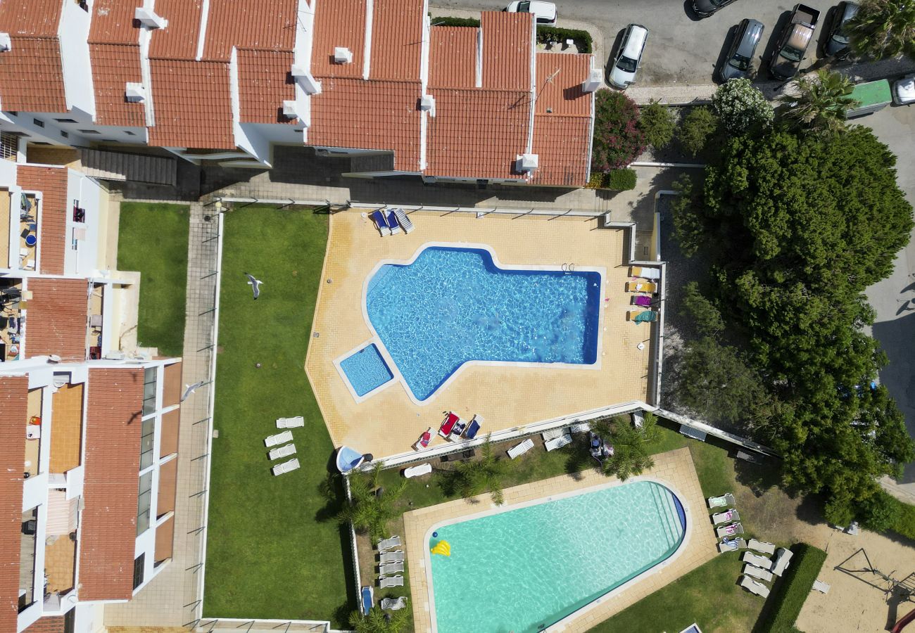 Apartamento em Albufeira - #372 Sunny Balcony Retreat | Pool & 3 Bedrooms