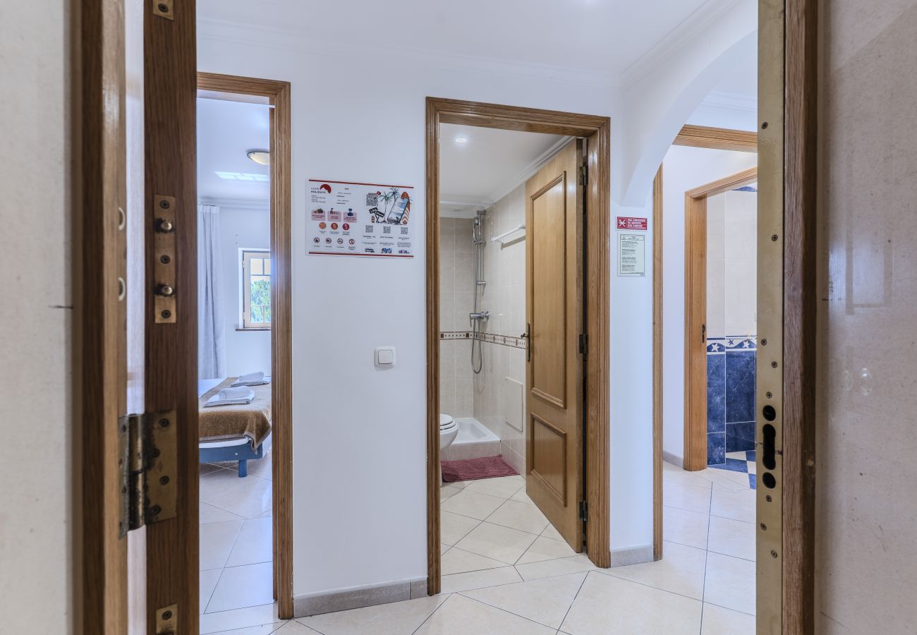 Apartamento em Albufeira - #397 Comfortable Apartment by the Beach 