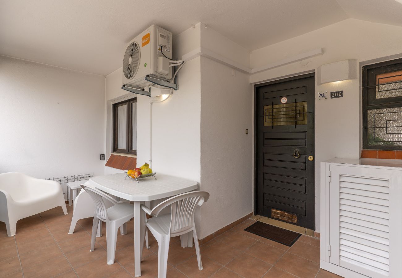 Apartamento em Albufeira - #404 Bright Family Apartment | Pool in Albufeira