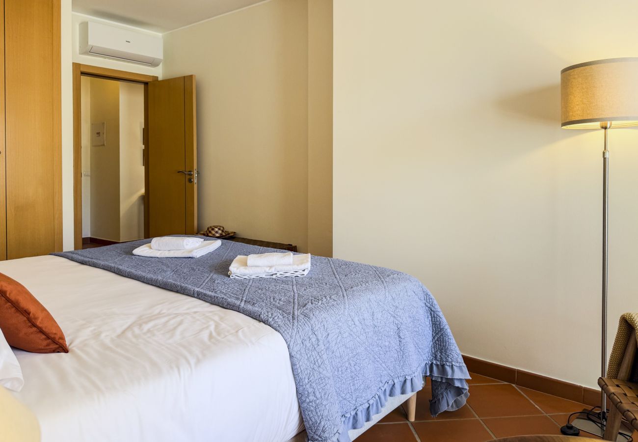 Apartamento em Armação de Pêra - #382 Modern Apartment with Private Balcony