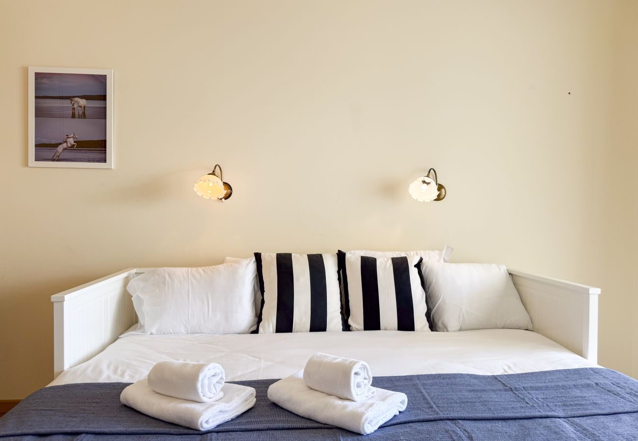 Apartamento em Albufeira - #328 Charming 2BR Albufeira Home | Balcony & AC