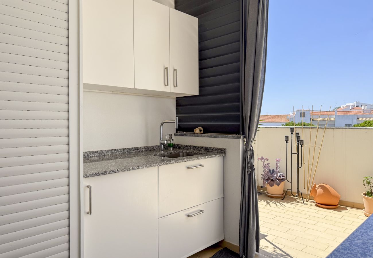 Apartamento em Albufeira - #328 Charming 2BR Albufeira Home | Balcony & AC