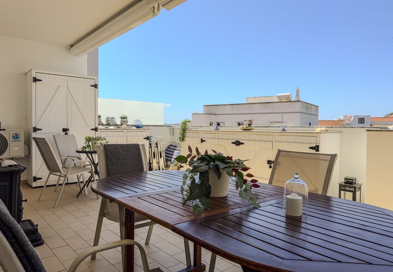 Apartamento em Albufeira - #328 Charming 2BR Albufeira Home | Balcony & AC