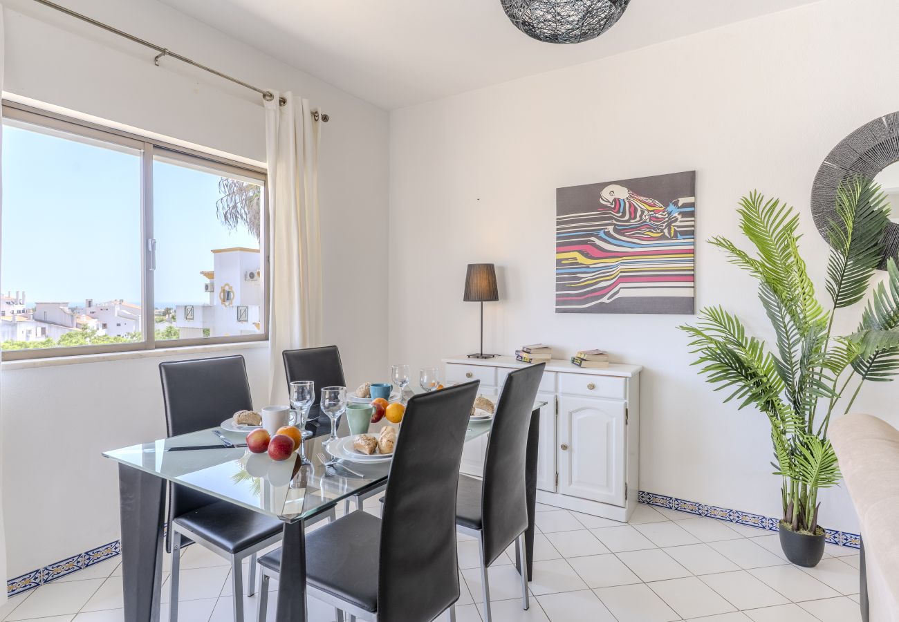 Apartamento em Albufeira - #405 Cozy 1BR Retreat | Pool | Close to Oura