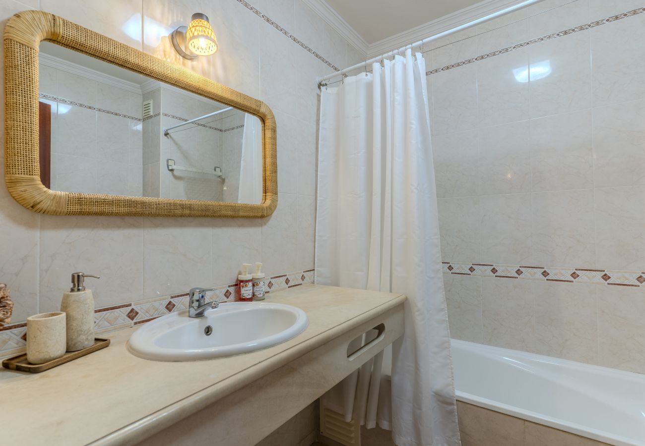 Apartamento em Albufeira - #413 Charming 1BR Apartment | Salgados, Albufeira