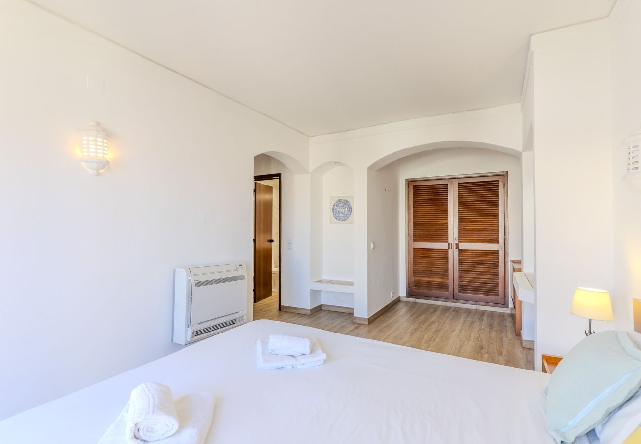 House in Albufeira - #015  Bright Apartment | Peaceful Stay