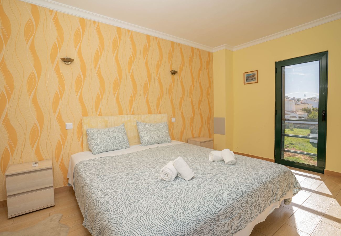 Terraced House in Albufeira - #039 Family Home w/ Private Pool & AC
