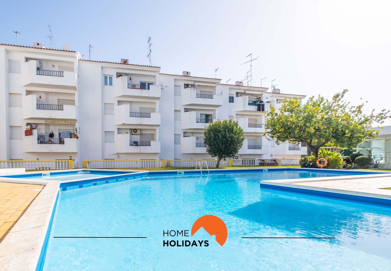 Apartment in Albufeira - #112 Oura Apartment | Pool & Nightlife
