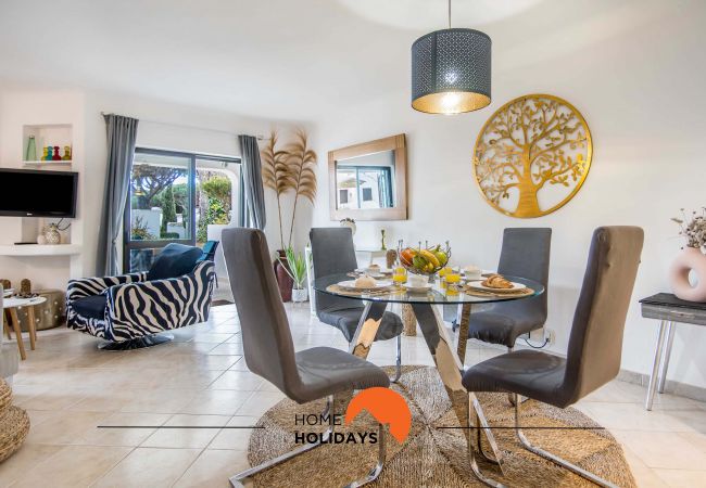 Apartment in Albufeira - #120 T3 Espaçoso em Albufeira by Home Holidays