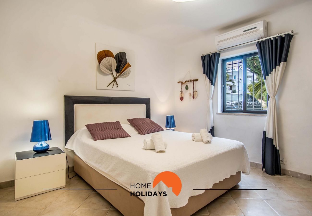 Apartment in Albufeira - #120 T3 Espaçoso em Albufeira by Home Holidays