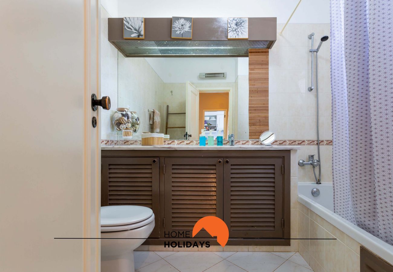 Apartment in Albufeira - #121 Aconchegante T1 em Albufeira by Home Holidays