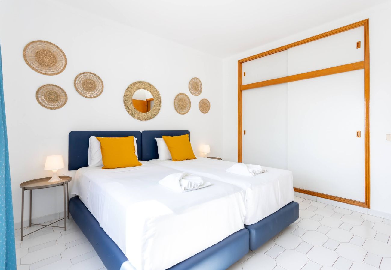 Apartment in Albufeira - #189 Sea View Apartment | Pool & Balcony